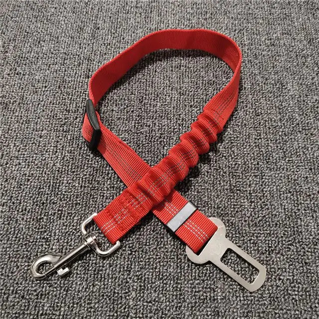 Ceinture de sécurité réglable améliorée pour chien.