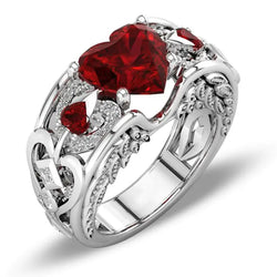 Anillo de corazón de amor rojo