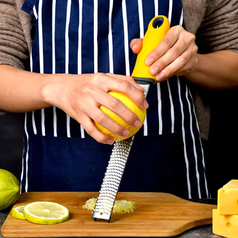 Zesteur de citron et râpe à fromage